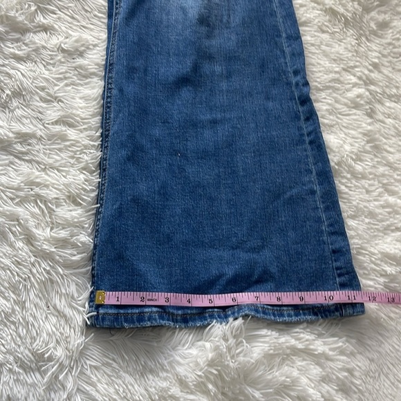 Fashion Nova Flare Jeans - Picture 4 of 8